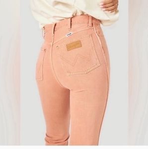 Free People × Wrangler Westward 626 High Rise
Bootcut Jeans